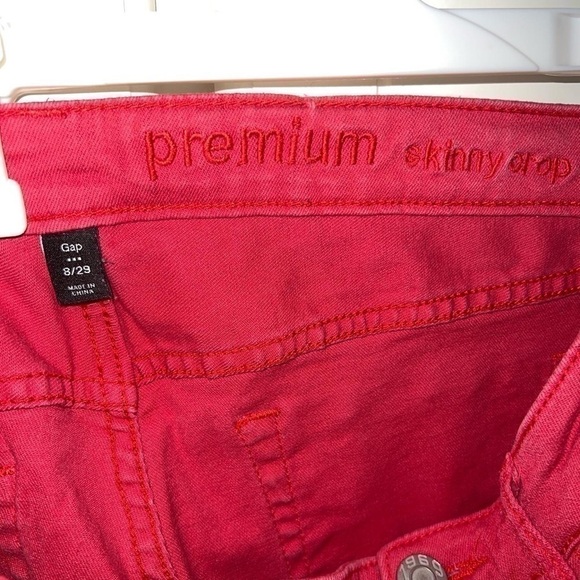 Red cropped and cuffed gap skinny jeans - Picture 3 of 3